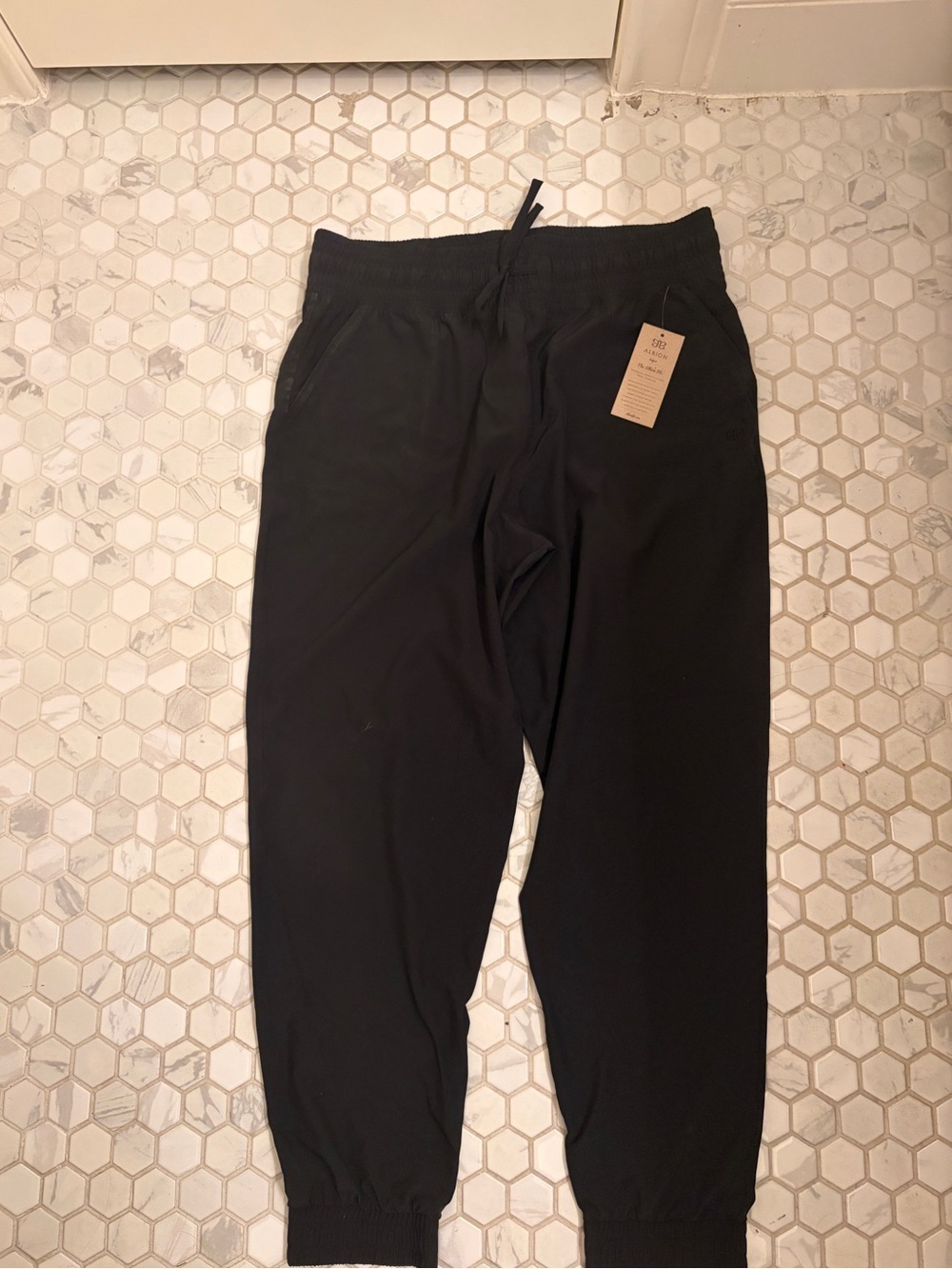 Albion Men's Black Jogger Pants size XL